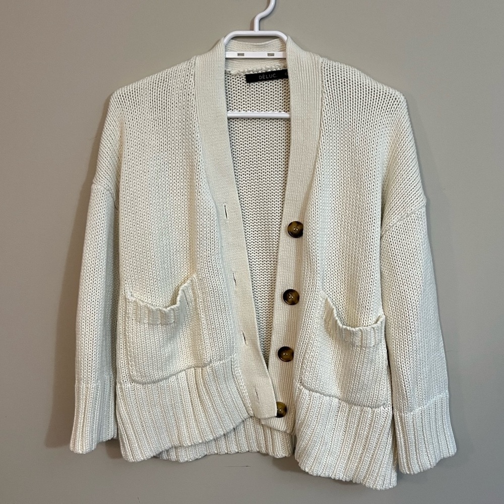 Thick white knit very oversized cozy cardigan - size S